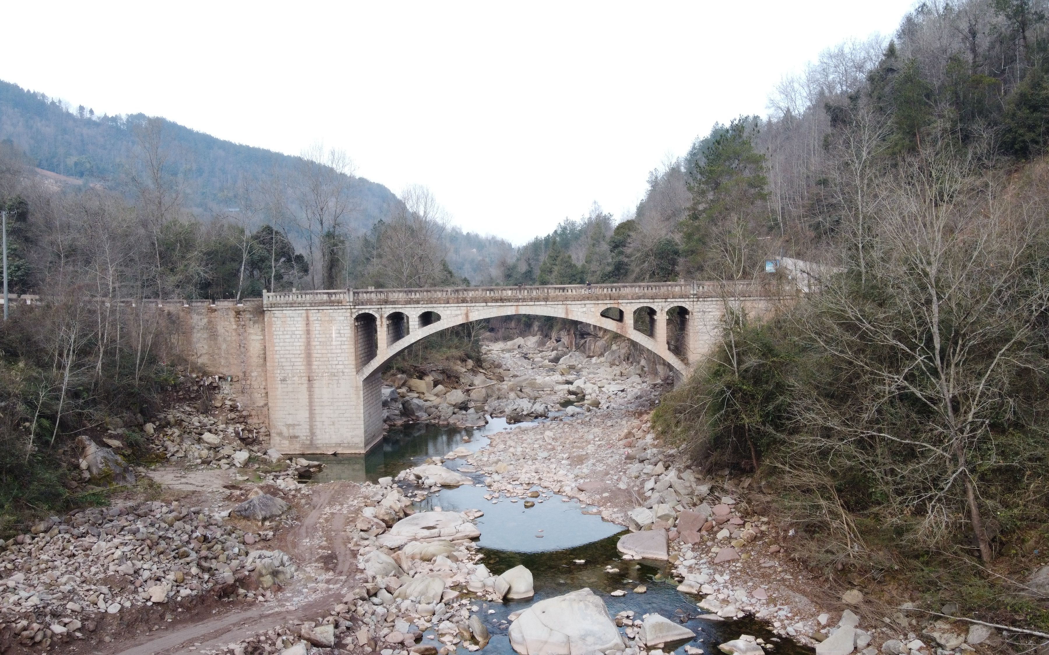 四川万源市草坝镇光华村戴家坝