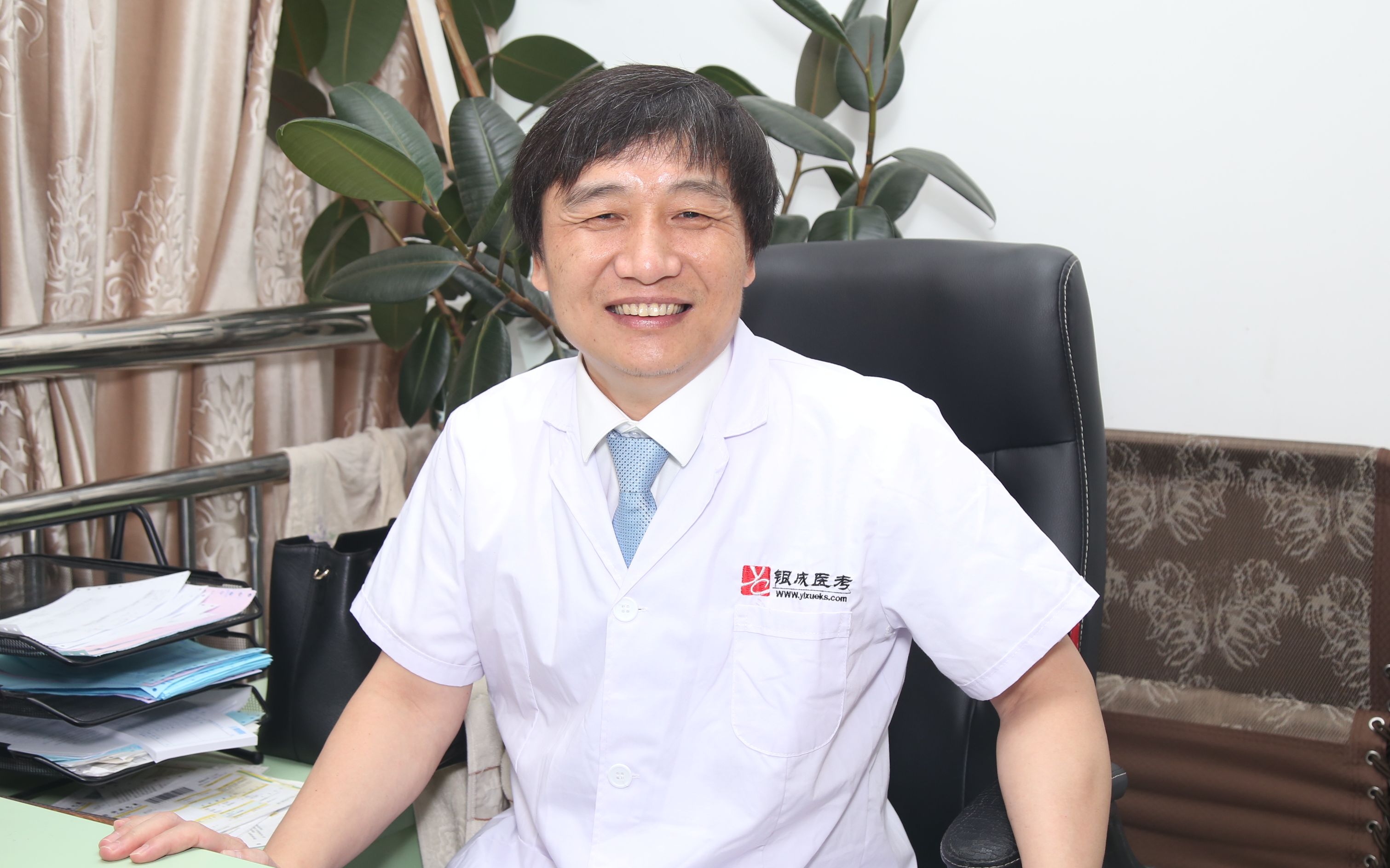 2021年贺银成武汉大学第一临床医学院-医学研究生的报考技巧-贺银成