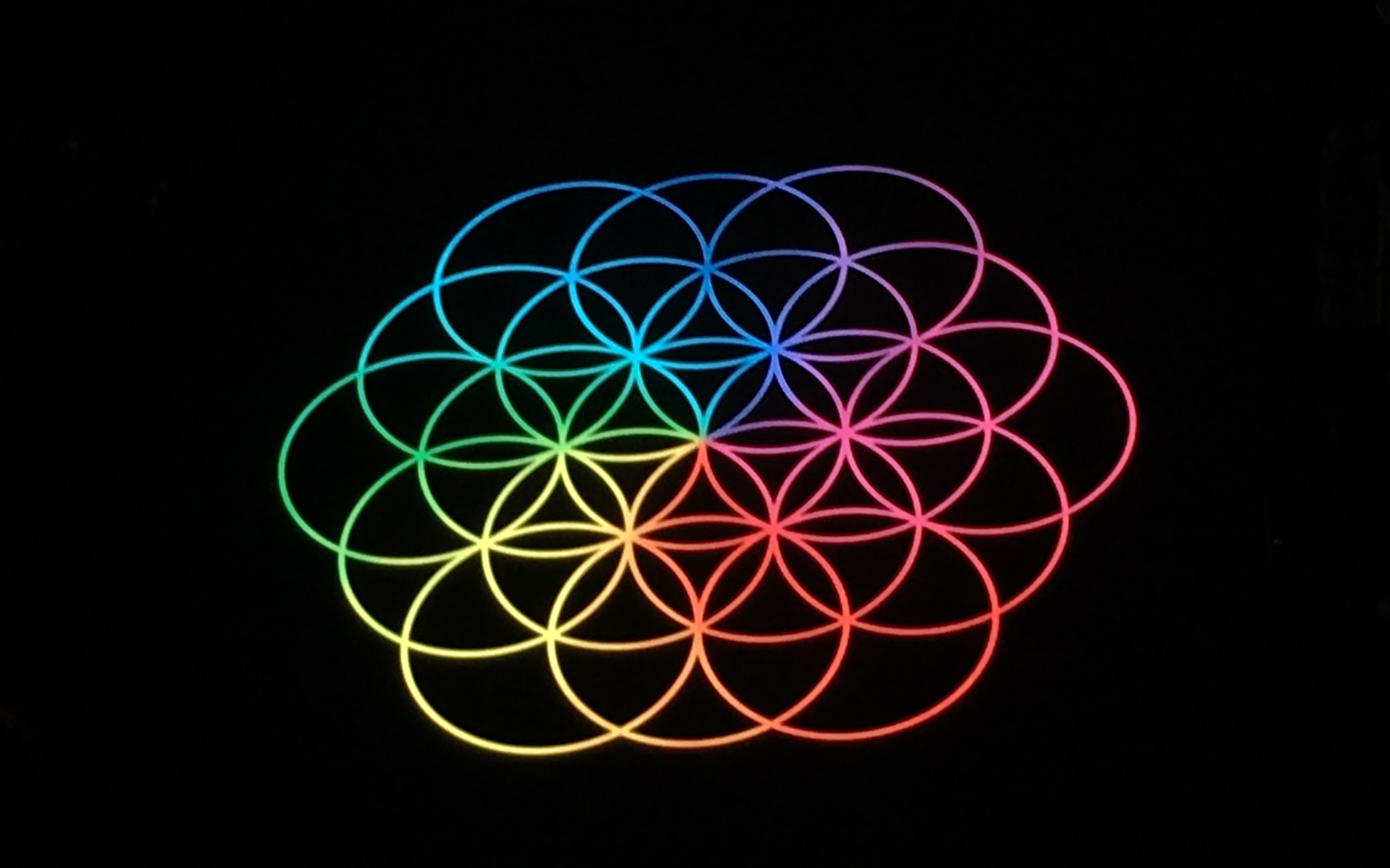 coldplay 2017 montreal - kaleidoscope_哔哩哔哩 (゜