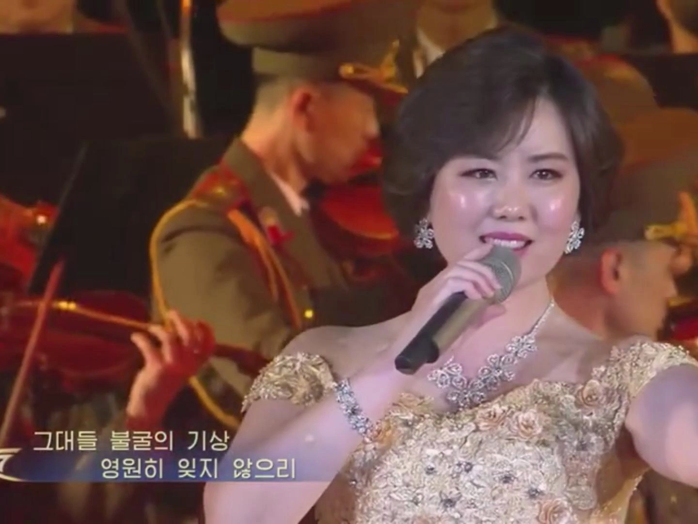 朝鲜金佑景-《最可爱的人》,太好听了