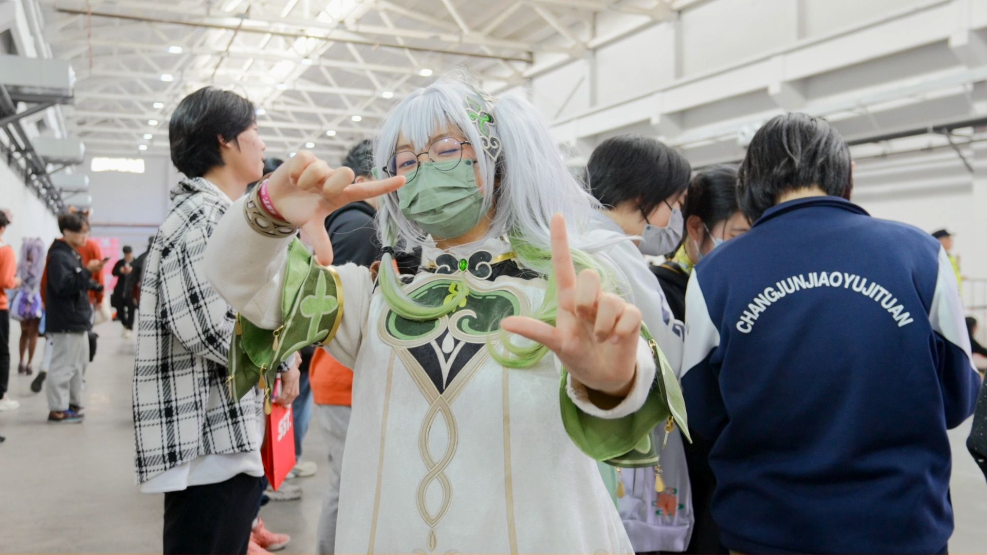 漫展cosplay杭州大朋友们节日快乐!