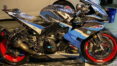 川崎忍者ZX-10R SE 大牛赛道初体验， ZX-10R, SE, RR 差异。_哔