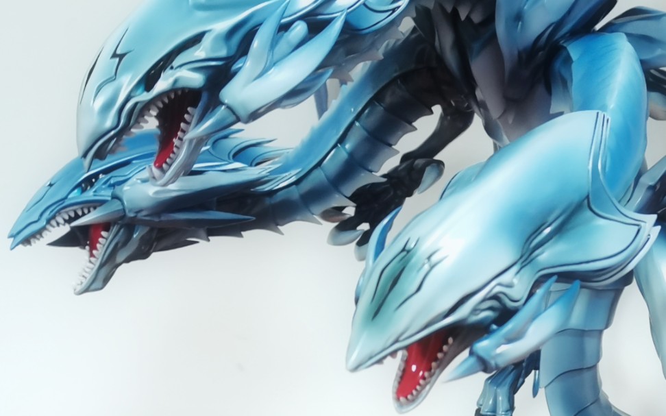 青眼究极龙 手办 细节图 amakuni 游☆戏☆王 duel monsters