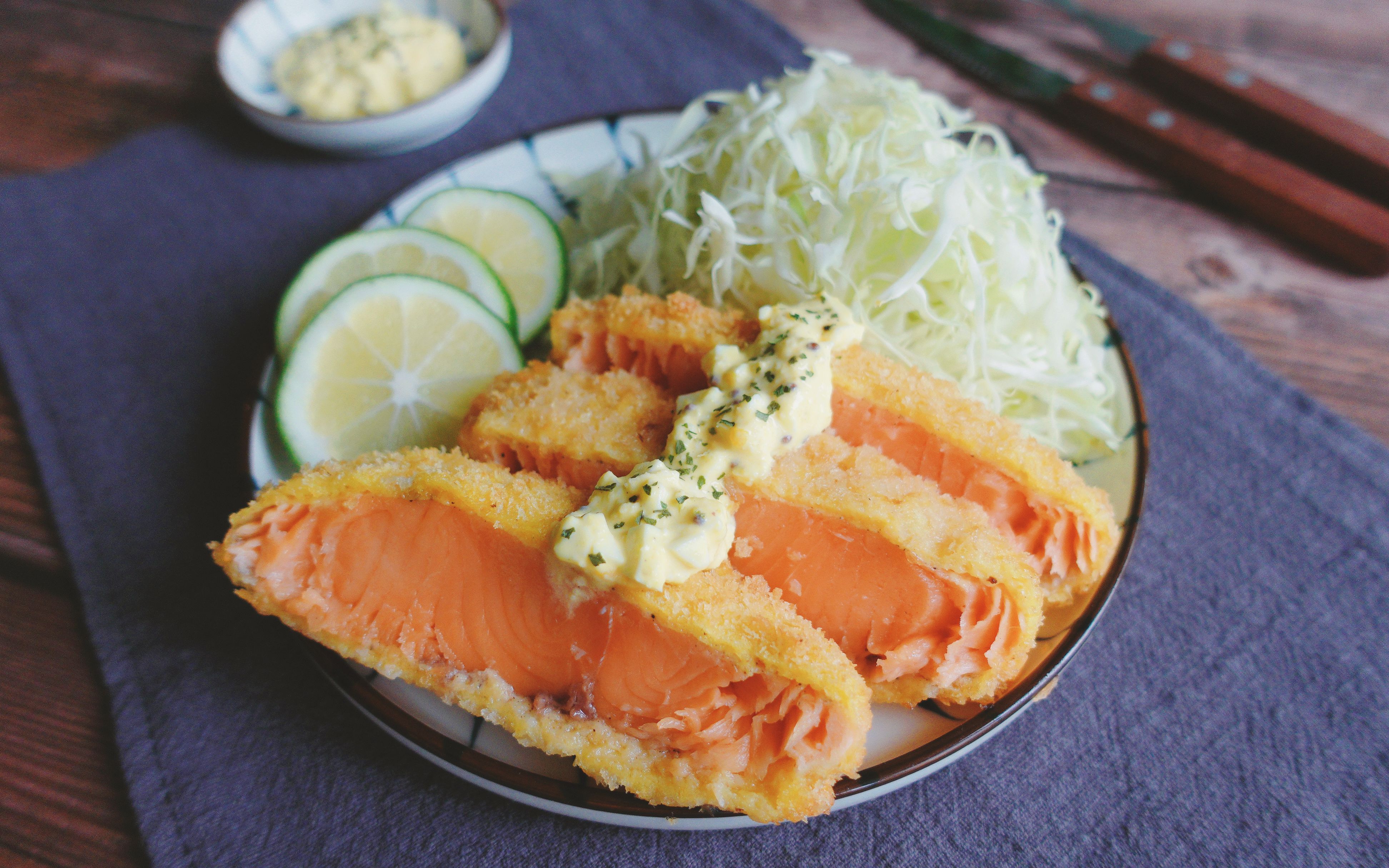 半熟三文鱼排 |千锤百炸!终于被我炸出来了