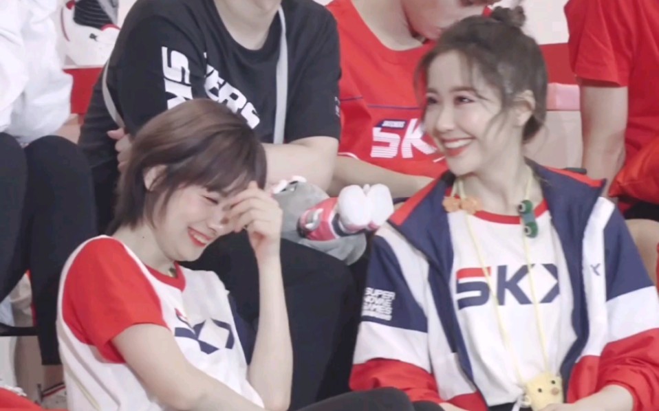 瑾衣粤食硬糖少女303赵粤王艺瑾20200816超新星