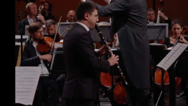 洛杉矶交响乐团单簧管首席boris allakhverdyan演奏阿列克谢·肖尔