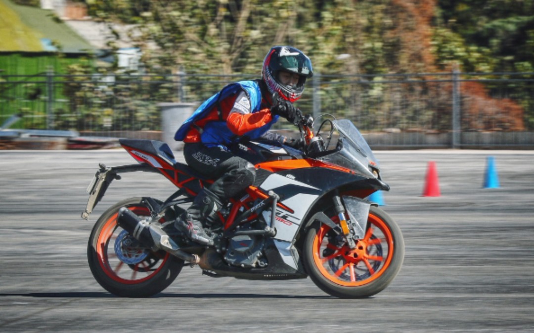 rc390金卡纳—定圆练习(练车费教练嗓子)