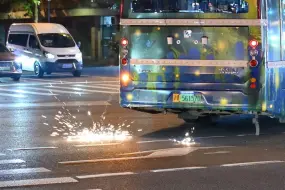 Video herunterladen: 《 🚎打💥上💥花💥火🚎 》