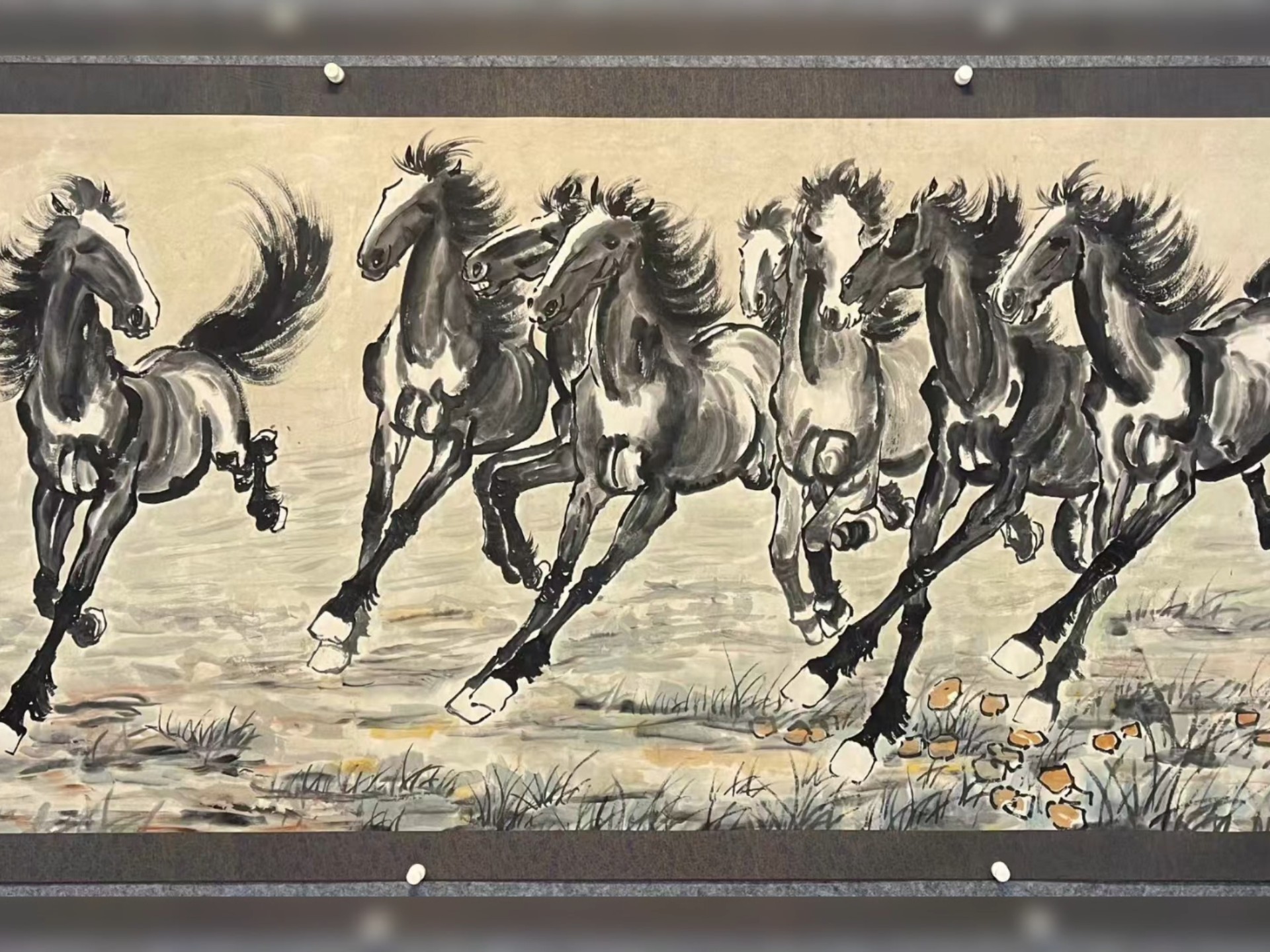 徐悲鸿 八骏图 纸本 镜心 280×125厘米 画心245×110厘米