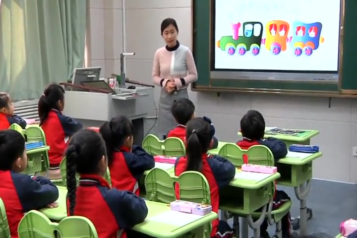 [图]『获奖』青岛版小学数学二年级上册_信息窗一（用2—5的乘法口诀求商）-张老师_优质课公开课教学视频