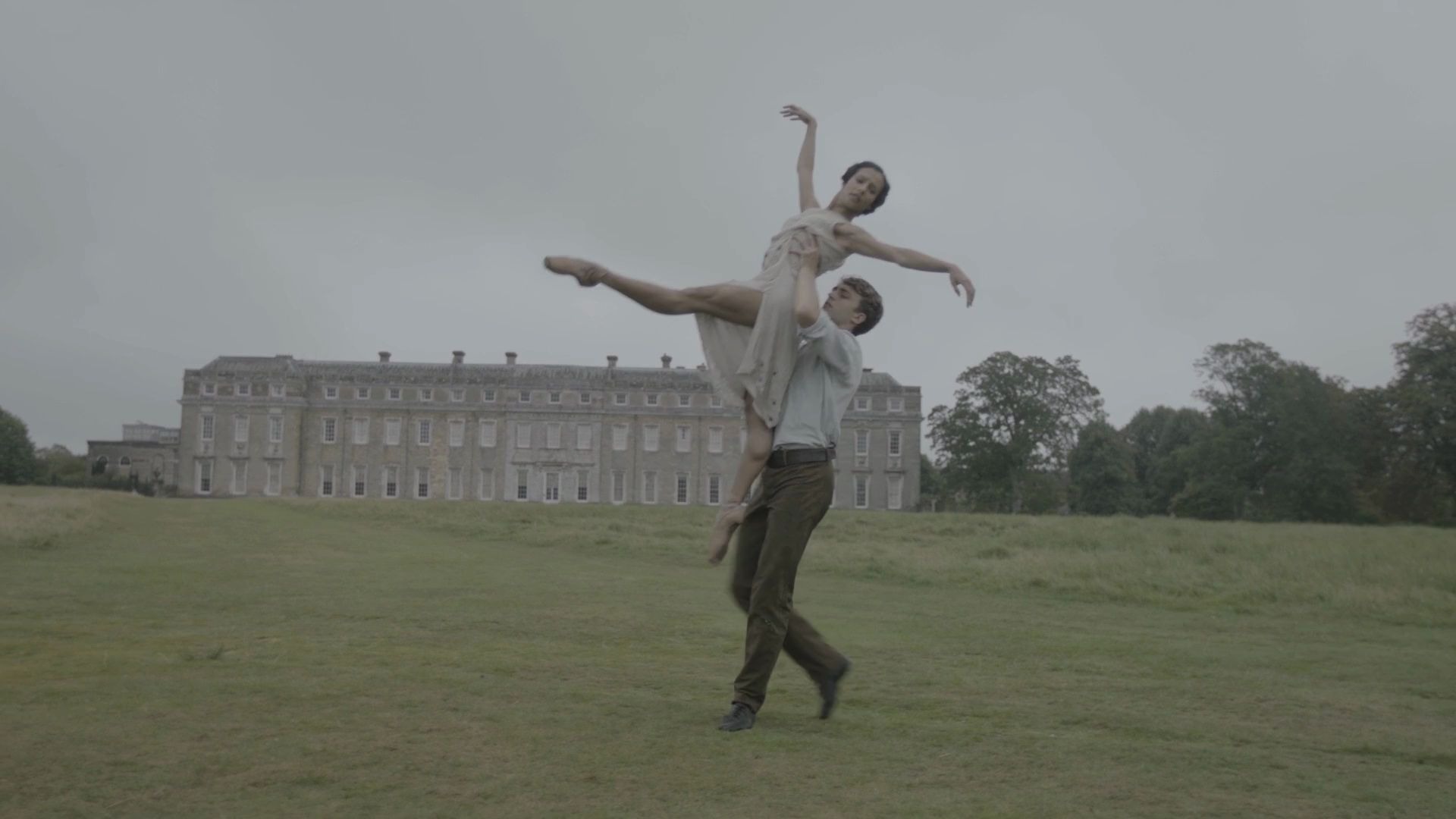 【芭蕾故事短片】The Sun is God英皇Valentino Zucchetti编舞作品Francesca Hayward & Matthew Ball哔哩哔哩bilibili