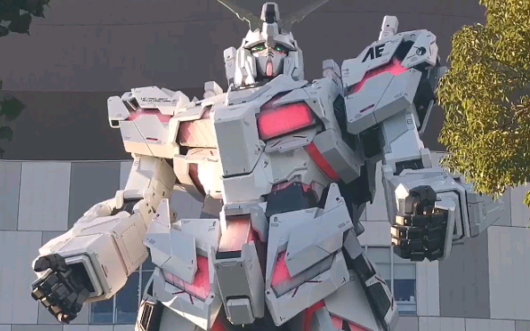 台场高达基地独角兽爆甲全过程