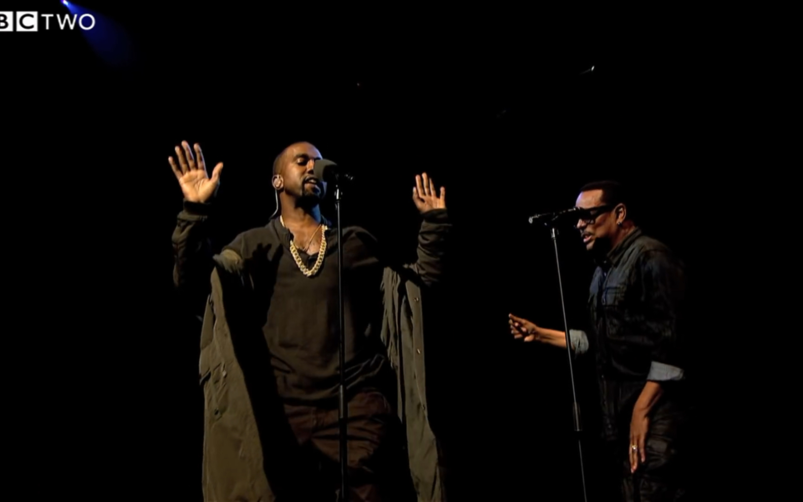 Kanye West performs Bound 2 | Later... with Jools Holland  BBC哔哩哔哩bilibili