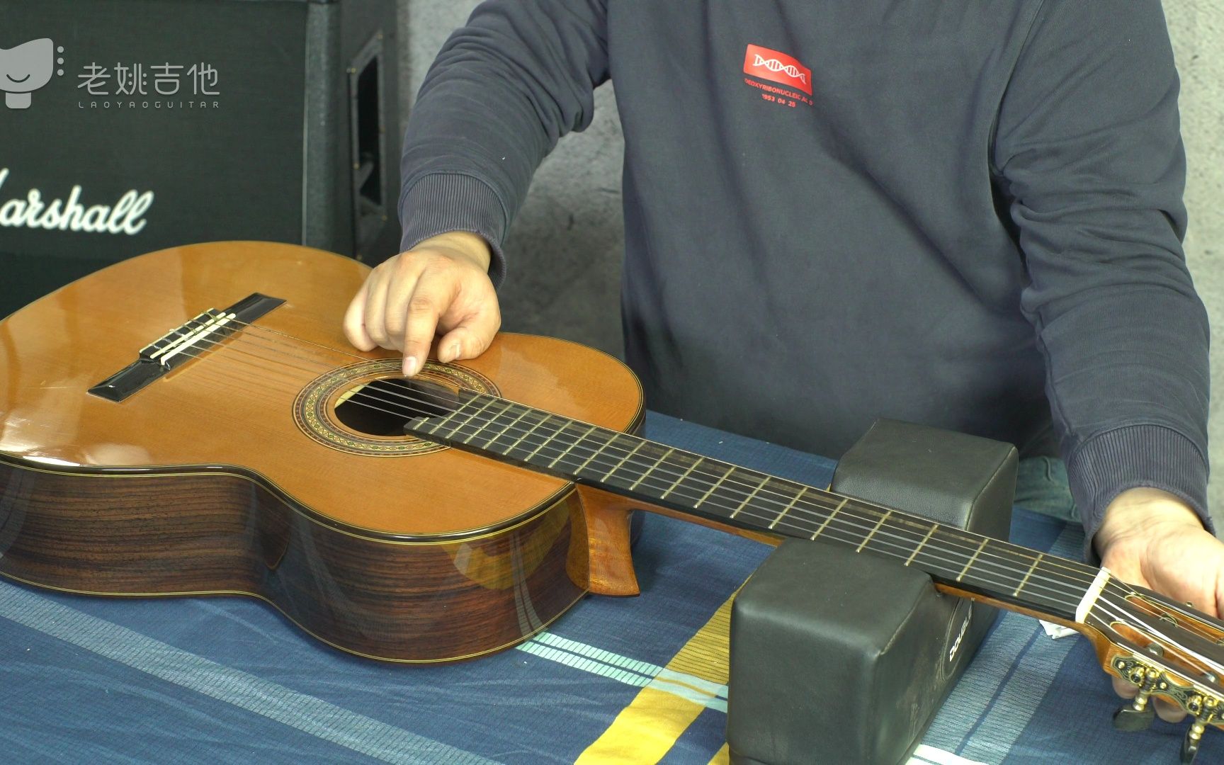 古典吉他更换琴弦-姚迅爱唱歌-默认收藏夹-哔哩哔哩视频
