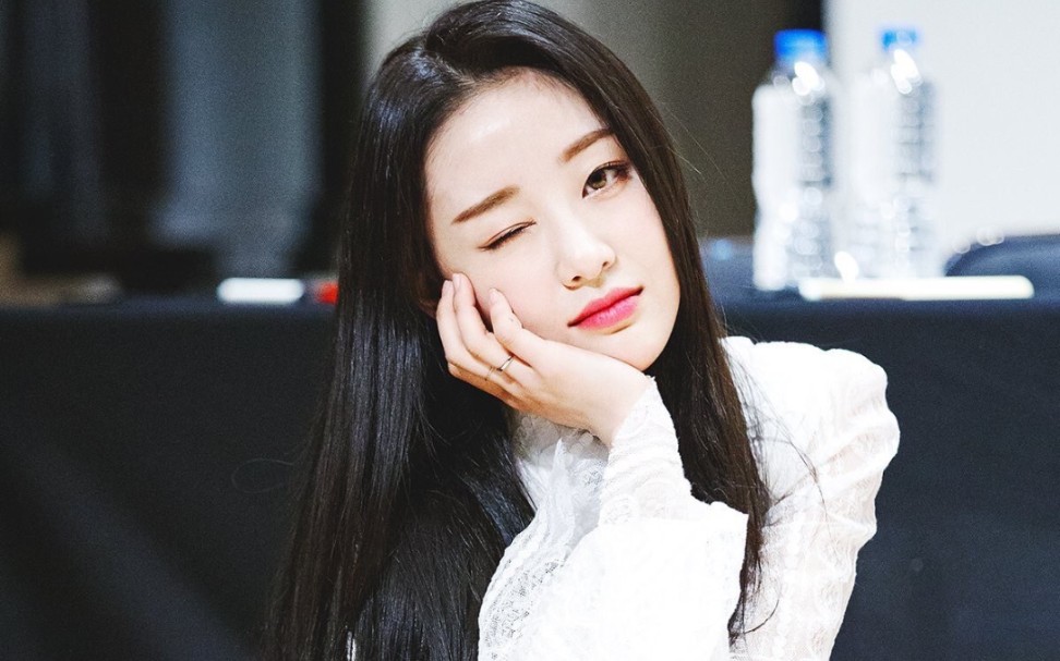 【本月少女yves】生贺 『特效直拍』满月full moon_哔哩哔哩 (゜-゜)