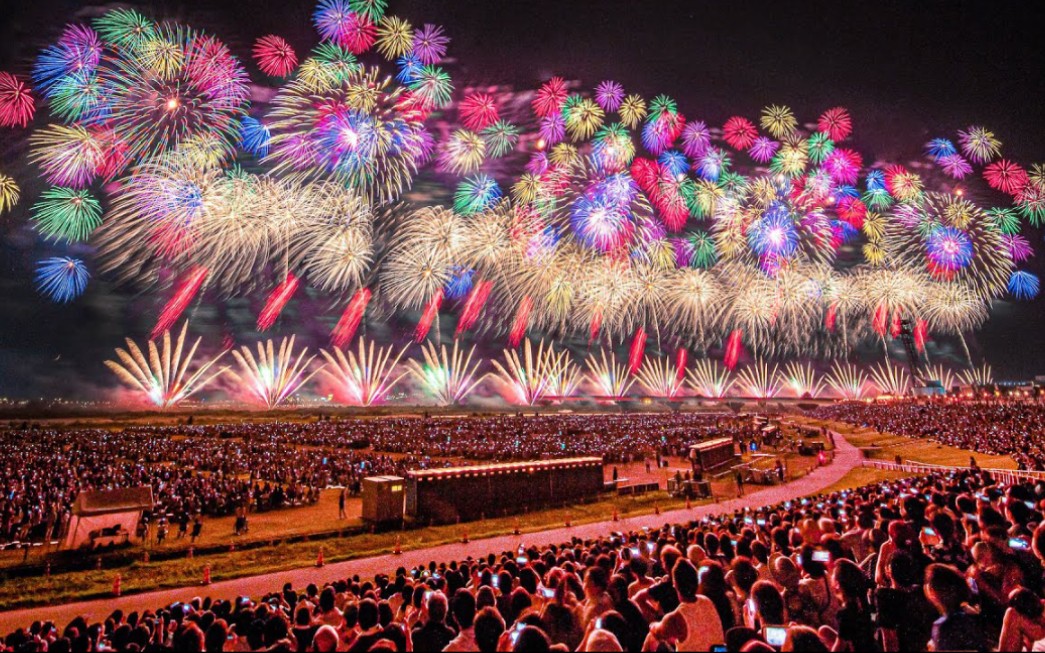 [图]【4K烟花大会】長岡花火 復興祈願フェニックス 5年间最美丽的片段集锦