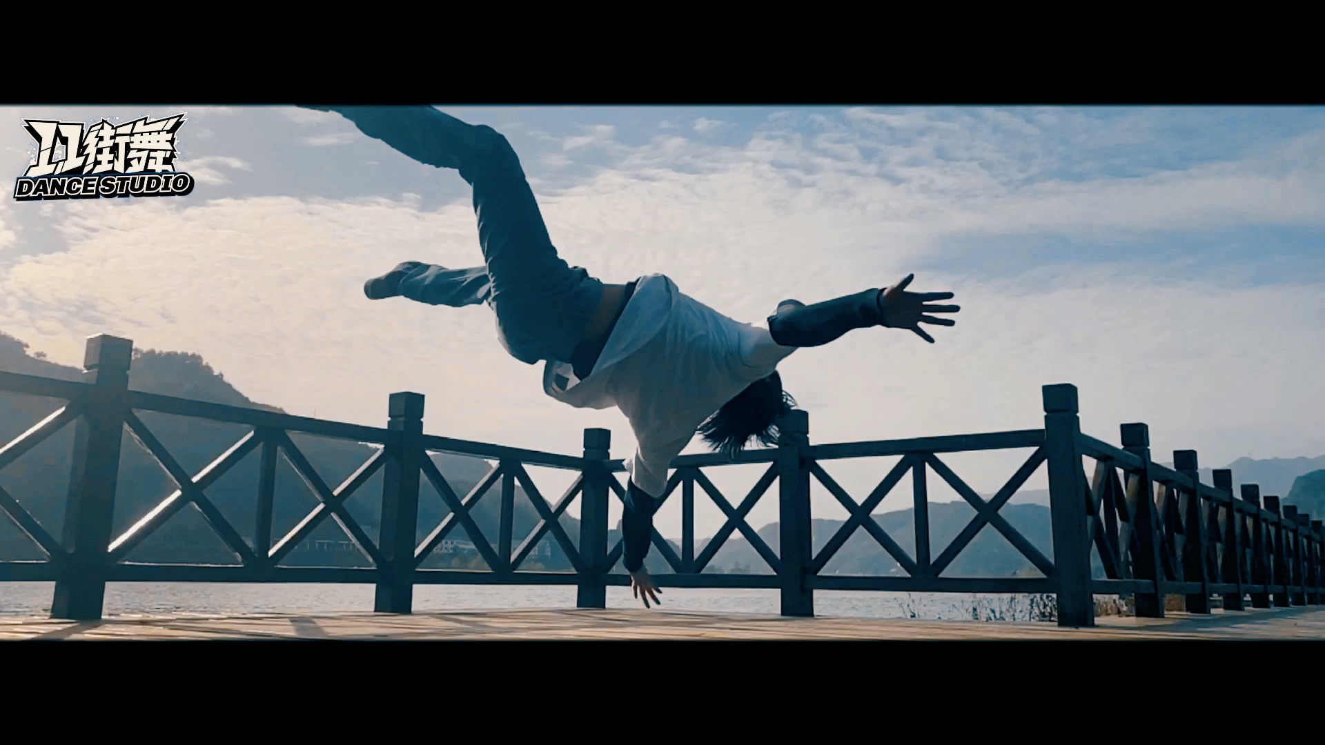 【eleven11街舞】德江十一街舞breaking_哔哩哔哩 (゜-゜)つロ 干杯