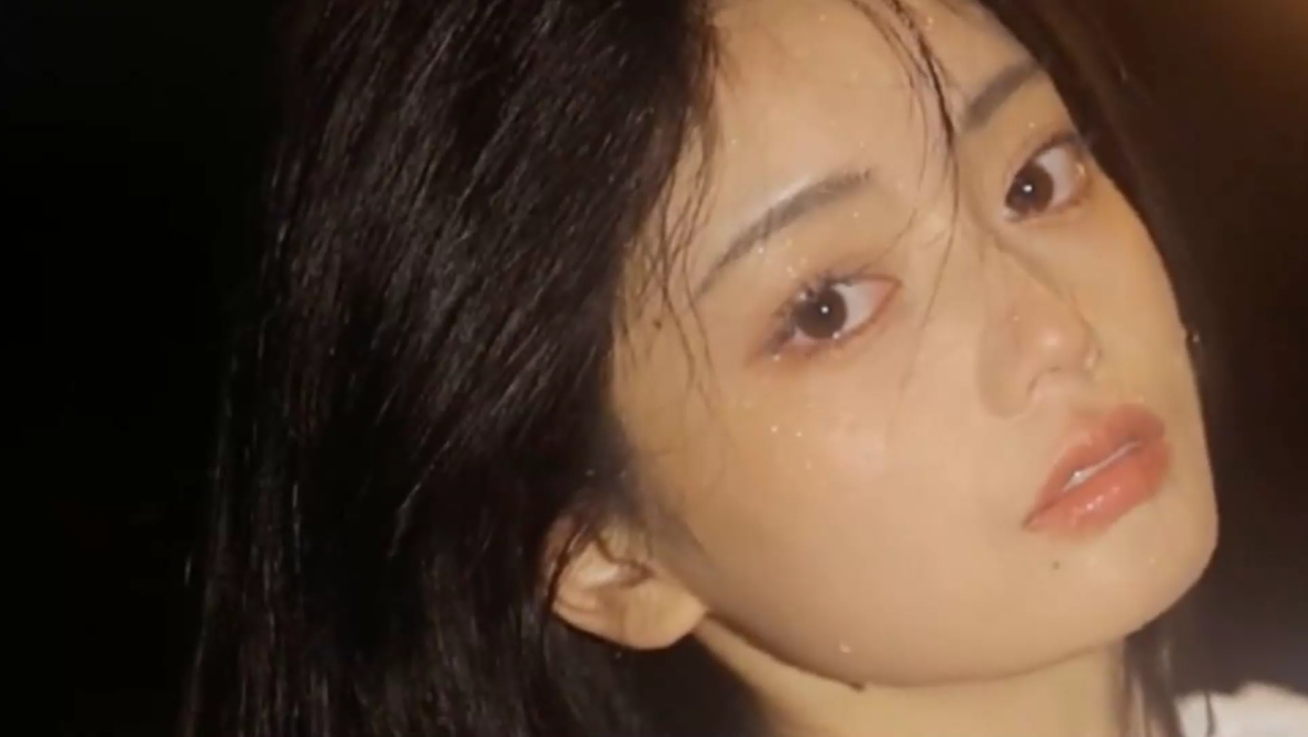 尹昔眠的单曲《三拜红尘凉》