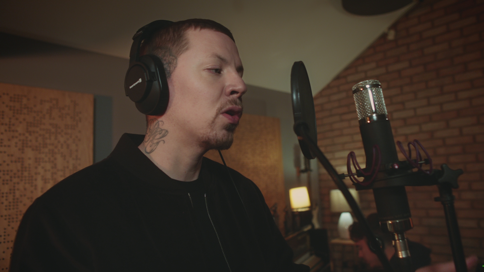 photographs (acoustic) - professor green_哔哩哔哩 (゜-゜)つロ