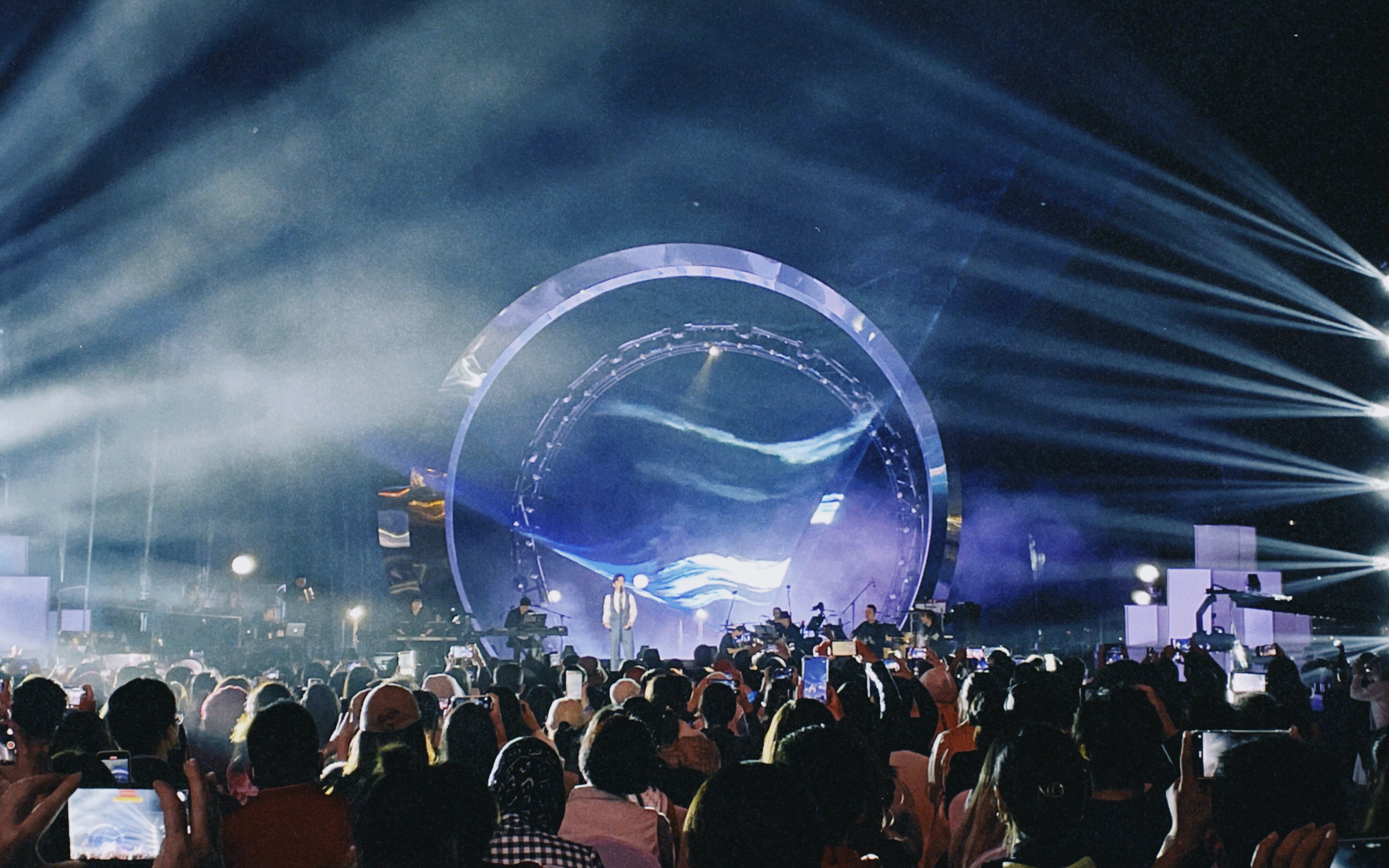 李健海边音乐会talk1