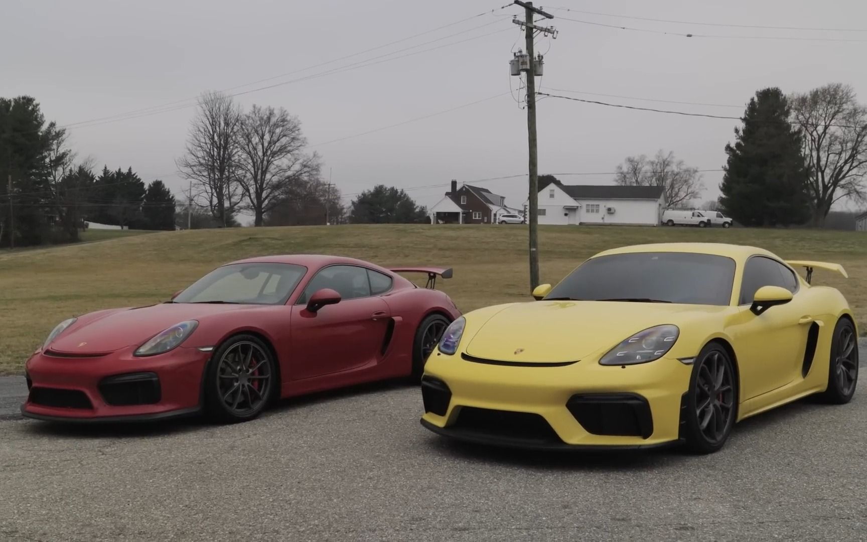 porsche battle: 981 cayman gt4 vs.