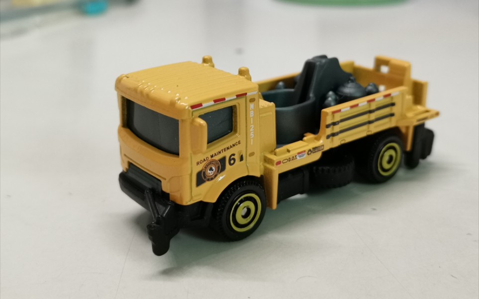 【火柴盒 matchbox】火柴盒原创车型 道路画线工程车 小车测评 38