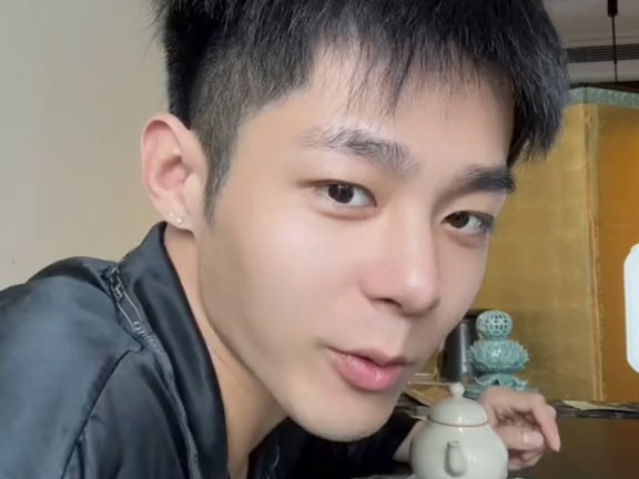 你们周日的下午也会焦虑吗 憨憨男友 报备男友 随拍