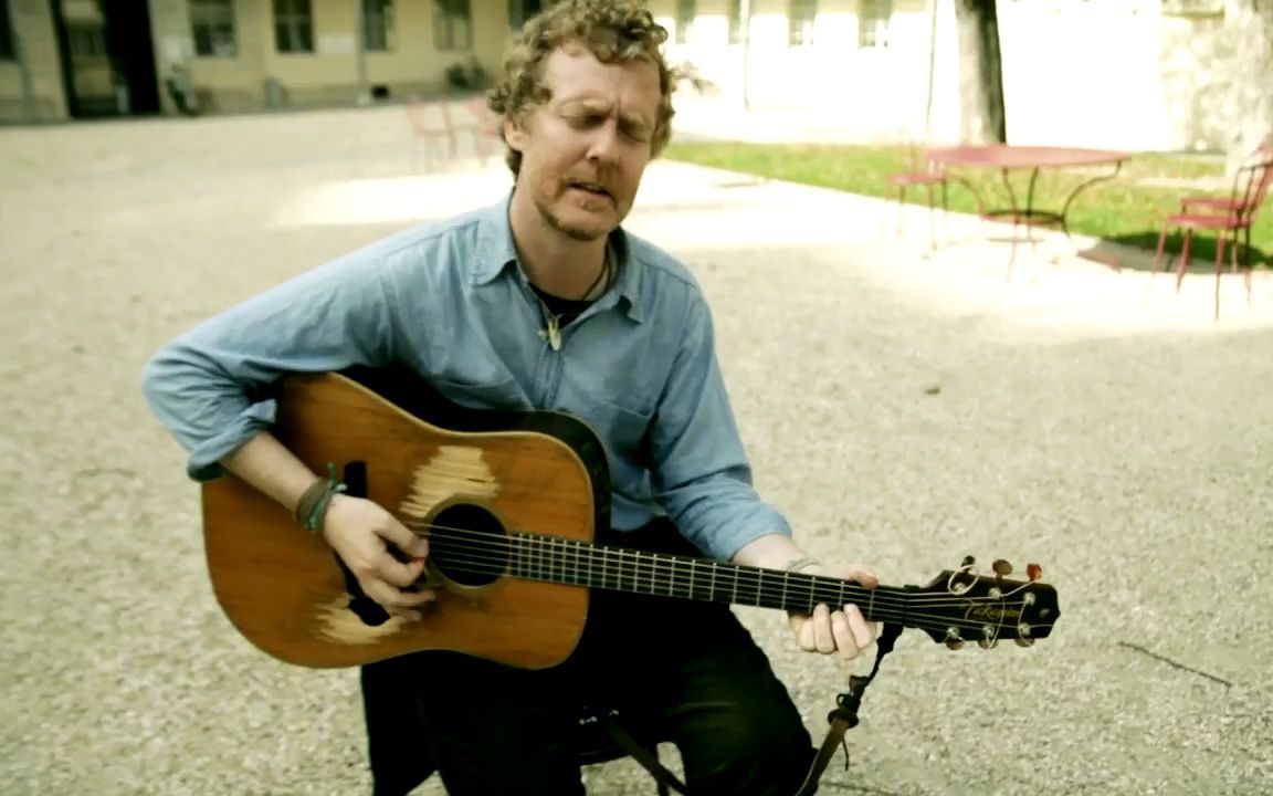 [图]Glen Hansard - Astral Weeks (Van Morrison cover) (Acoustic Session)