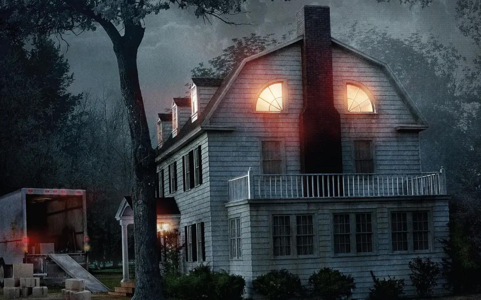 《鬼哭神嚎:觉醒》为了给患绝症的儿子治病,女人一家搬进了凶宅,企图