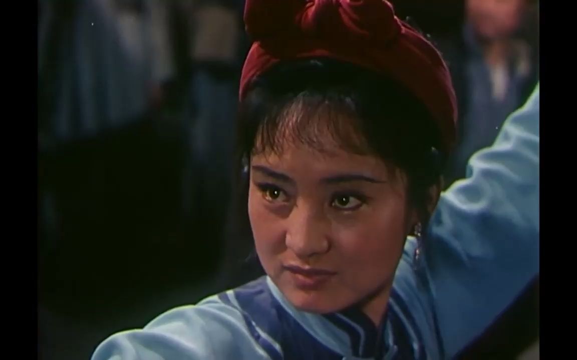 女侠抗战经典老片:超强功夫武力征服,不得不服