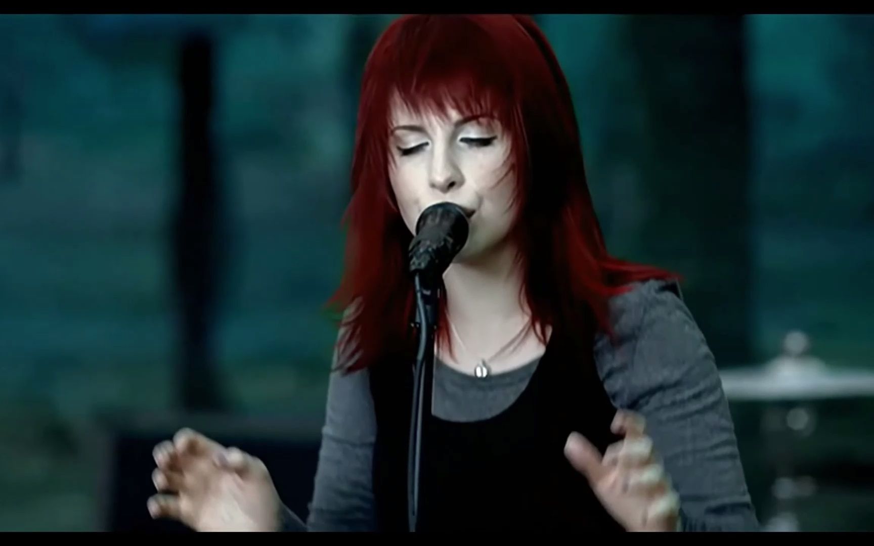 [图]《暮光之城1 1080P》Paramore - [Decode (The Twilight Saga 1：Twilight) 1080P].MV