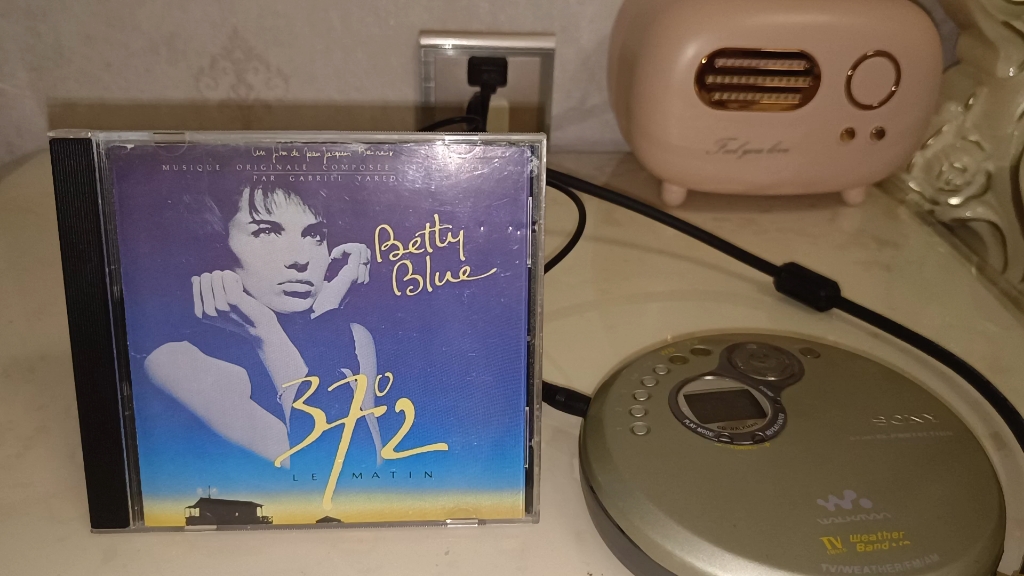 [图]GABRIEL YARED《BETTY BLUE 37’2 LE MATIN》巴黎野玫瑰电影原声