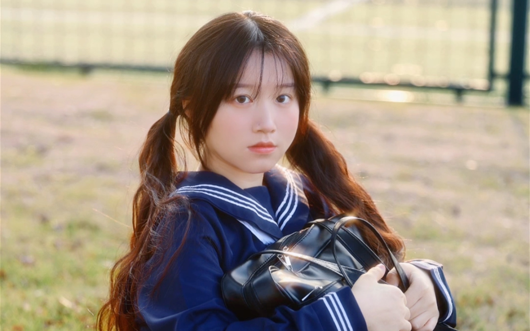 透明女摄给朋友拍jk写真的日常