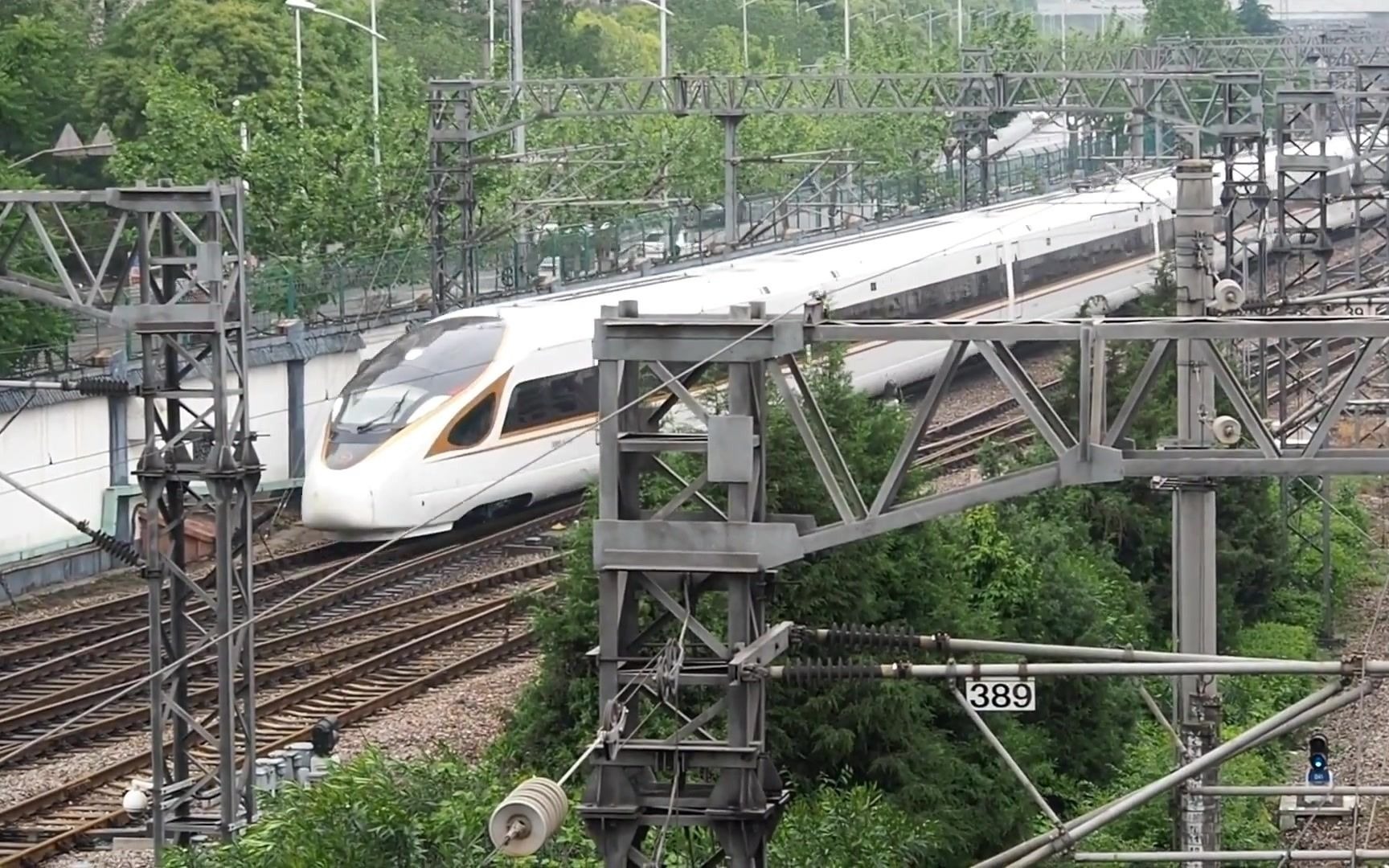 25调图前的京沪大标杆,cr400bf-b-5101担当的g5次列车驶出上海站