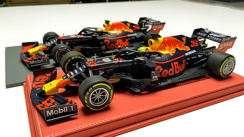 【f1赛车模型】1比18 红牛rb15 spark 迷你切直接对比(上)