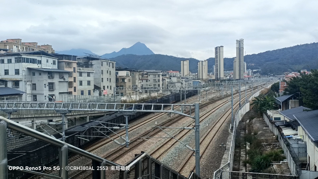 (龙岩漳龙场)44505次货运列车,由广州铁路集团龙川机务段df4b-9096