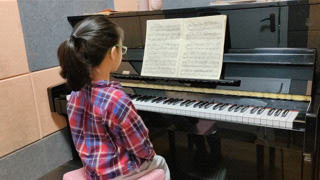 小兔公主学钢琴之车尔尼599第73条