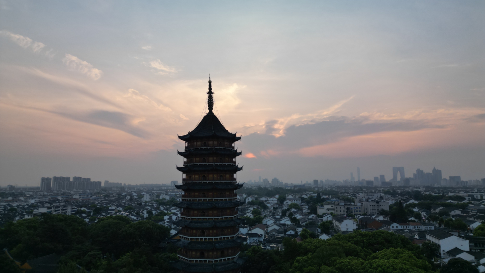 北寺塔的日出日落