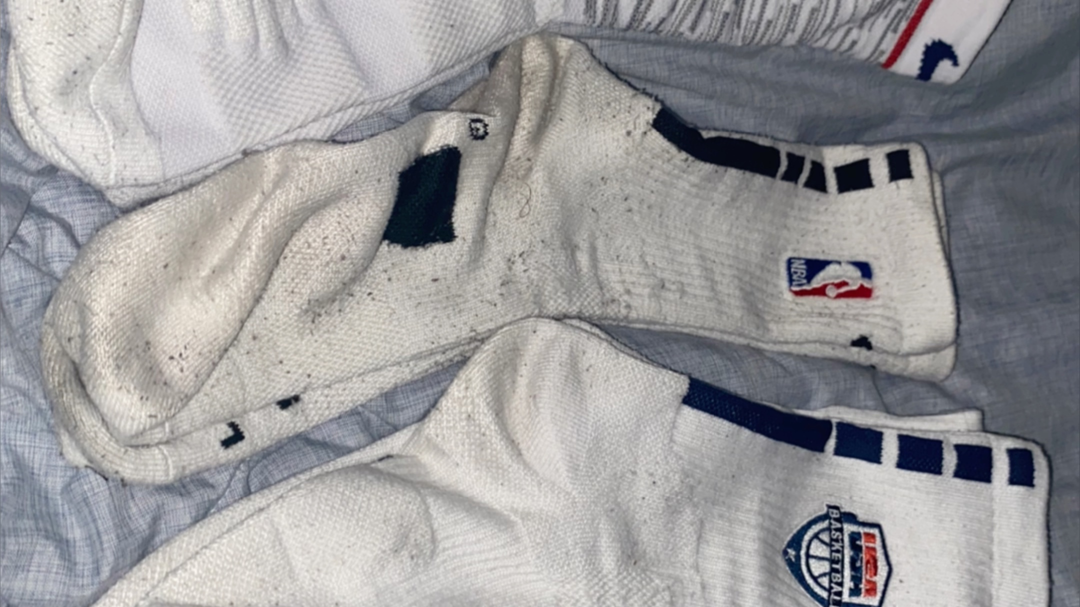 不打球了 出球袜 还有球鞋