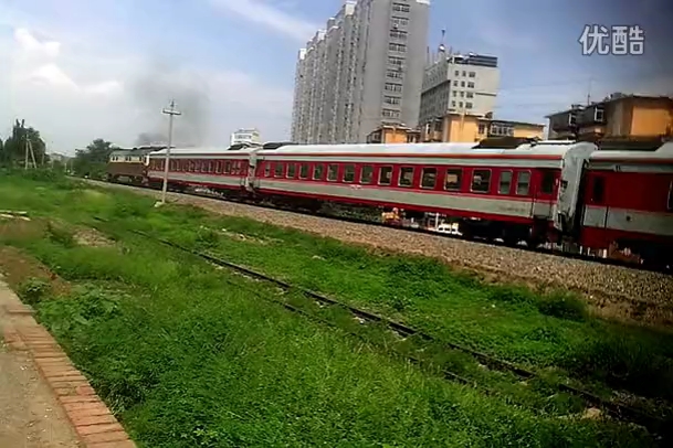 df4d牵引k7517限速通过旅顺站_哔哩哔哩_bilibili