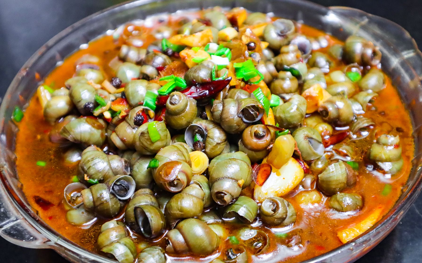 炒螺蛳到底要不要焯水,教你正确做法,香辣入味,好吸不腥!_哔哩哔哩_bi