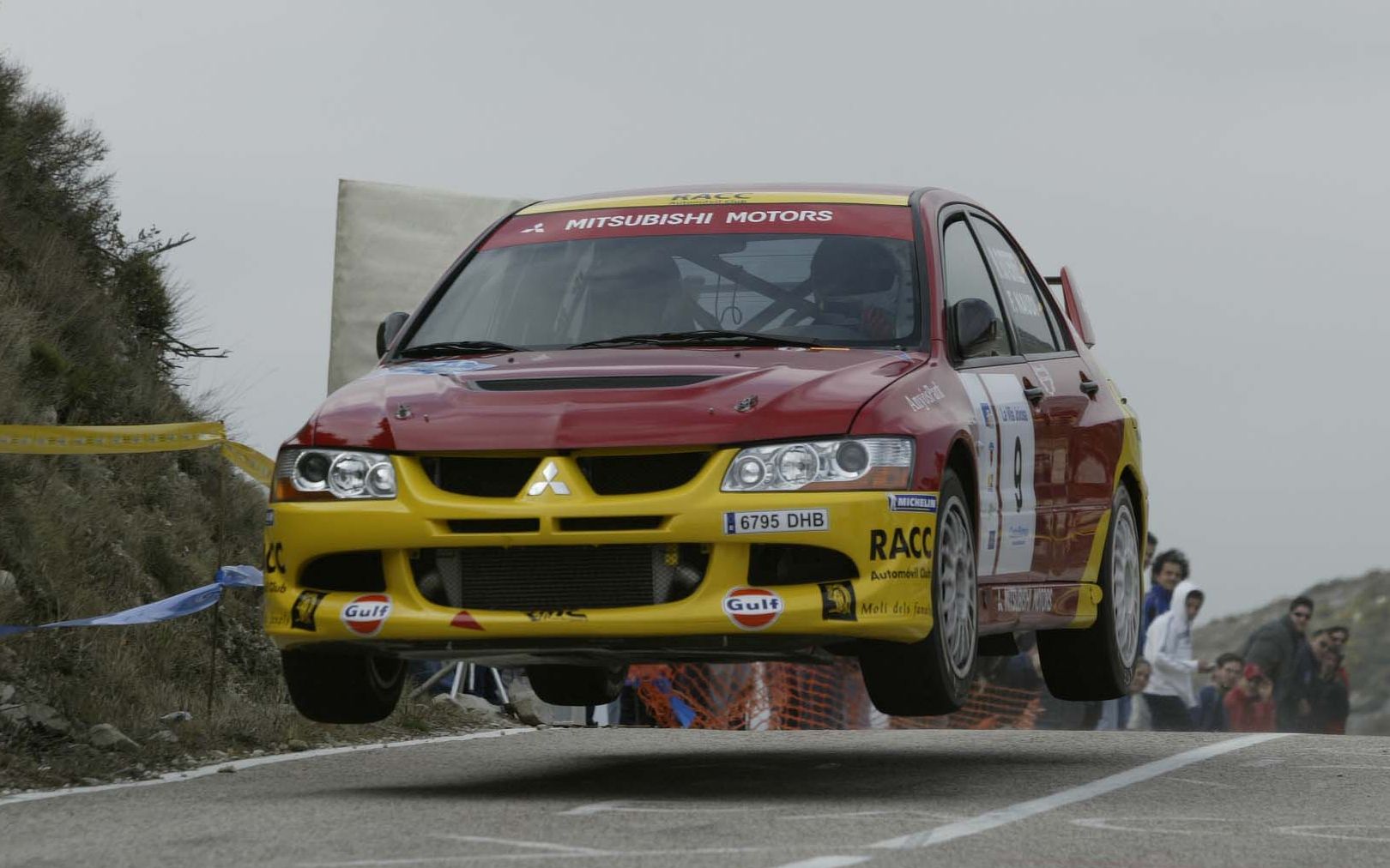 【三菱e8试打】新环左摩天轮抢位置去_哔哩哔哩 (゜-゜)つロ 干杯