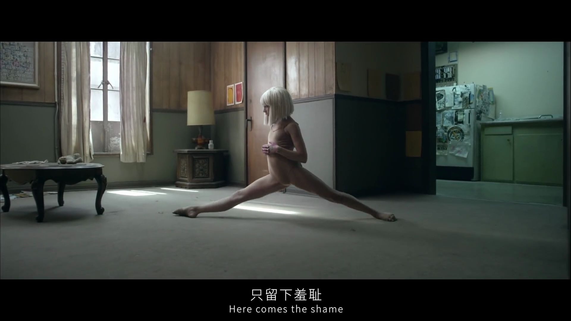 [图]【中英文字幕】《Chandelier》-sia，最强小舞者精彩舞蹈