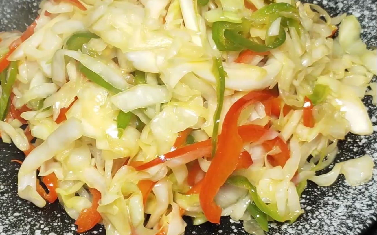 三色包菜丝分享生活up教你天天吃不重样