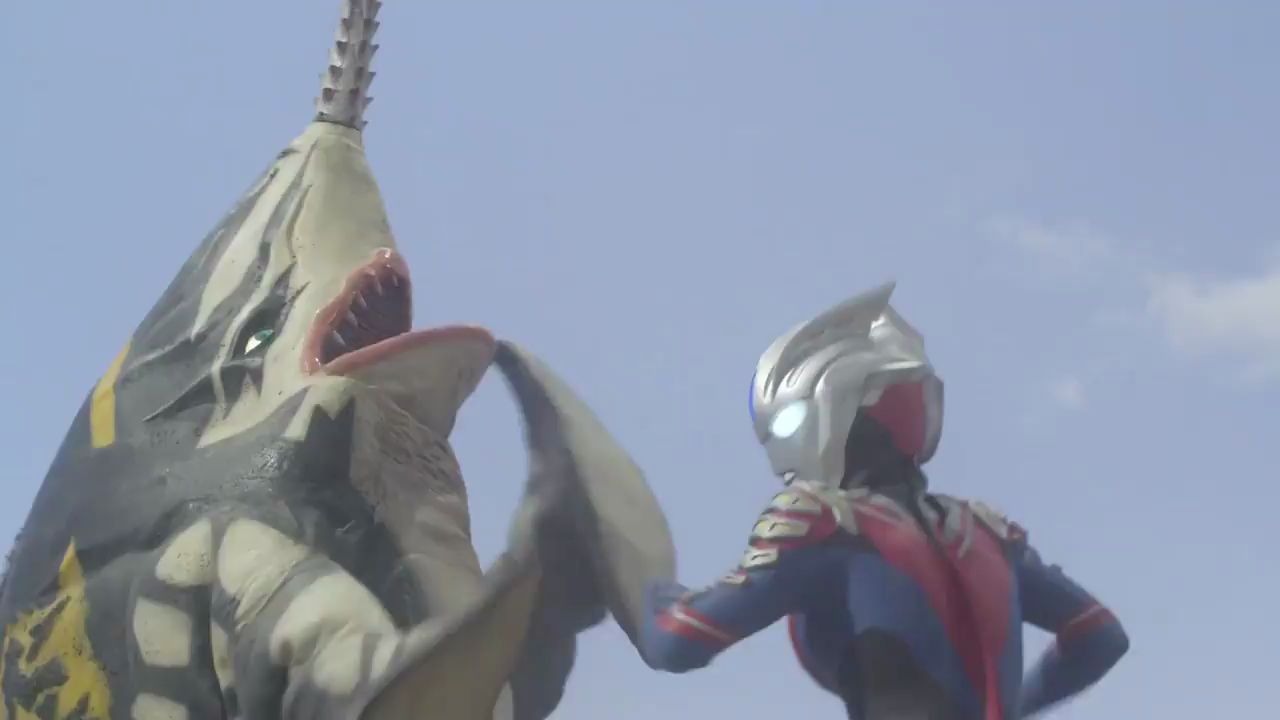 欧布奥特曼第8集都市的半鱼人海底猿人拉贡深海怪兽古维拉