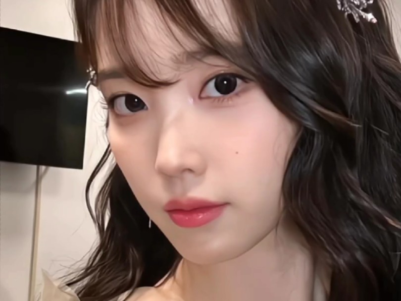 【iu李知恩】是精灵仙子吗