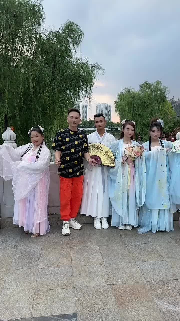 哈哈哈好玩编歌福星5257杨雨轩苗族8012收徒阿美不忘初心