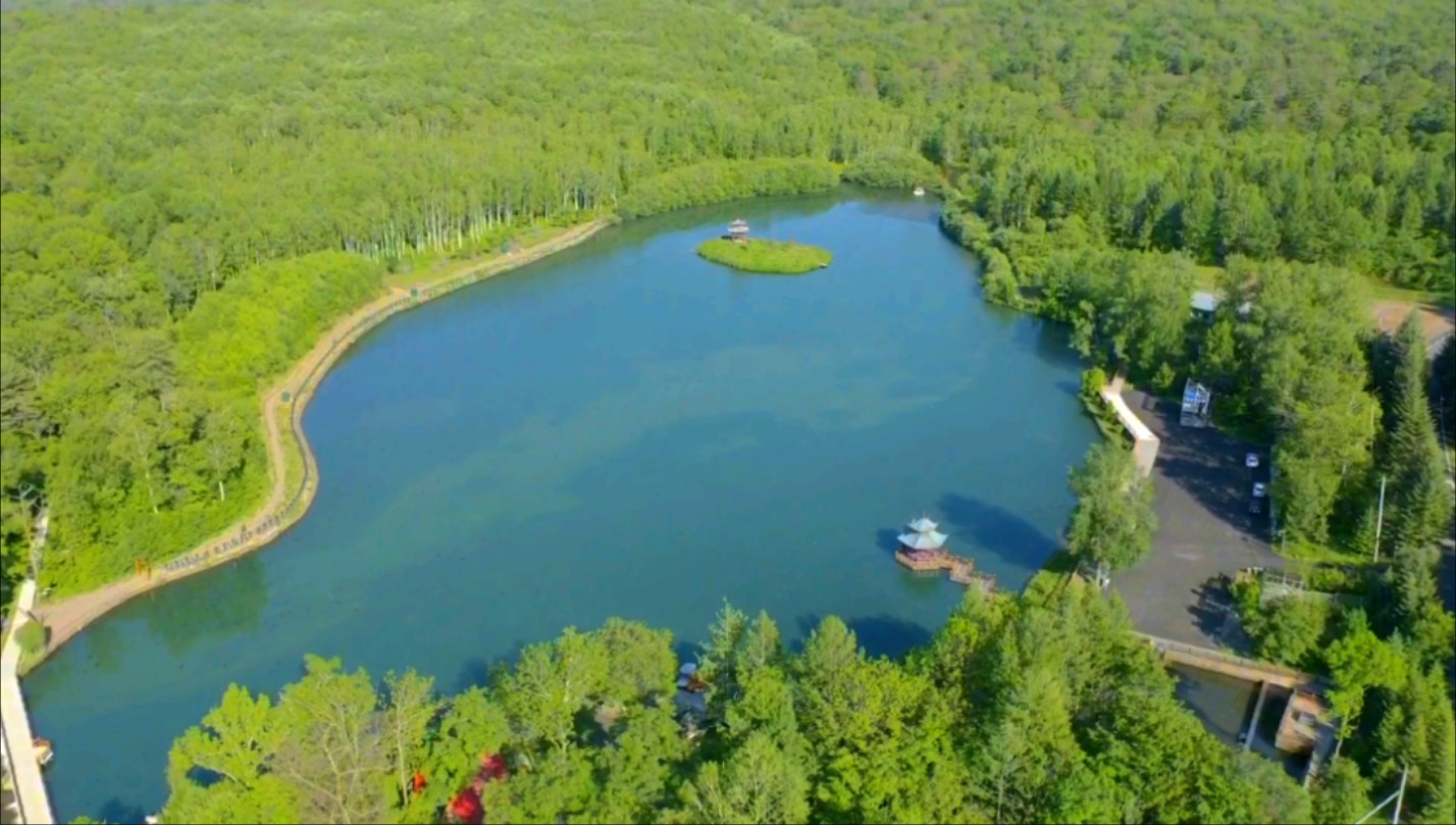 吉林省康养之旅长白山脚下绿宝石——露水河国际狩猎场这里的夏天只有