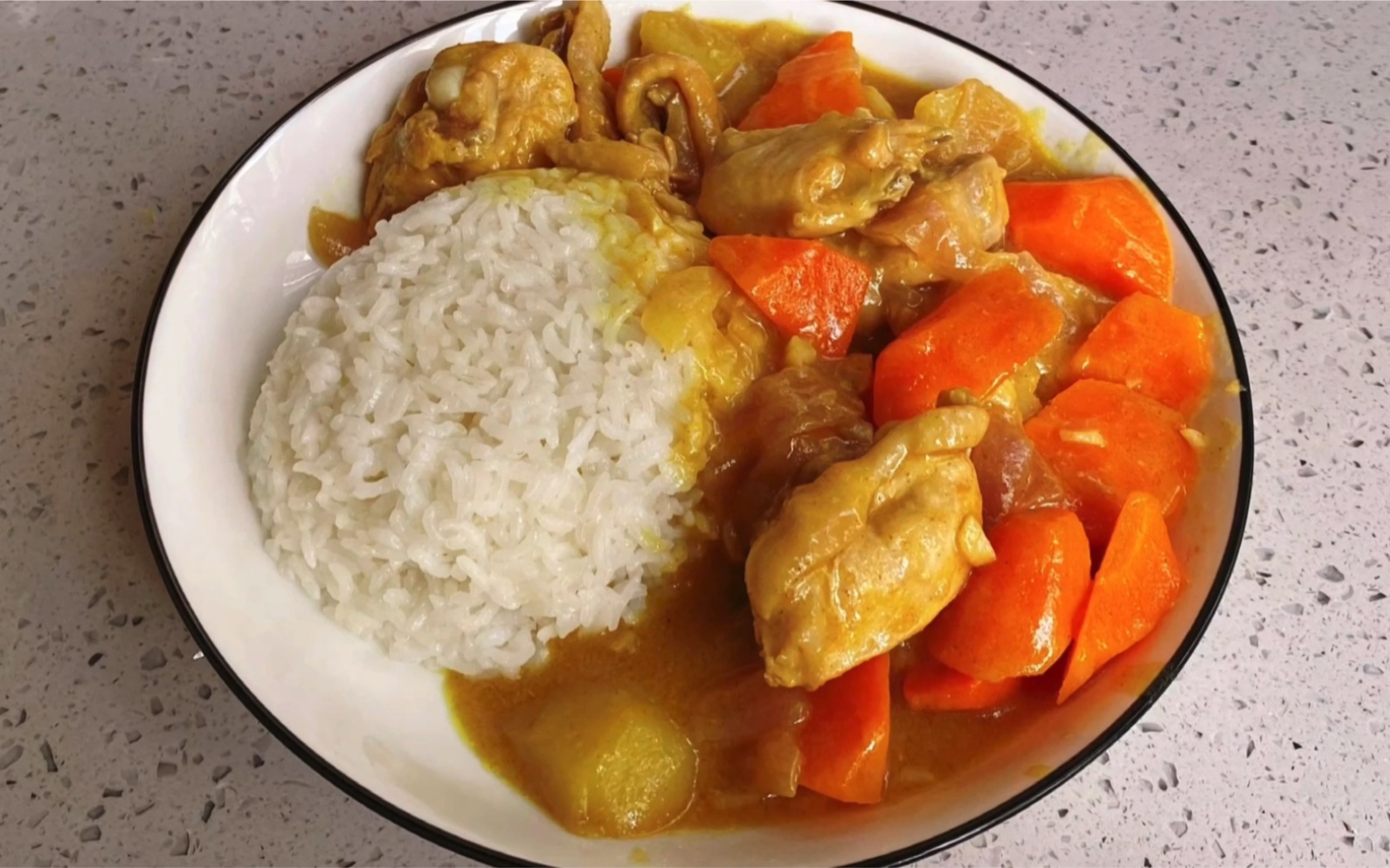 椰香咖喱鸡,酱汁超下饭