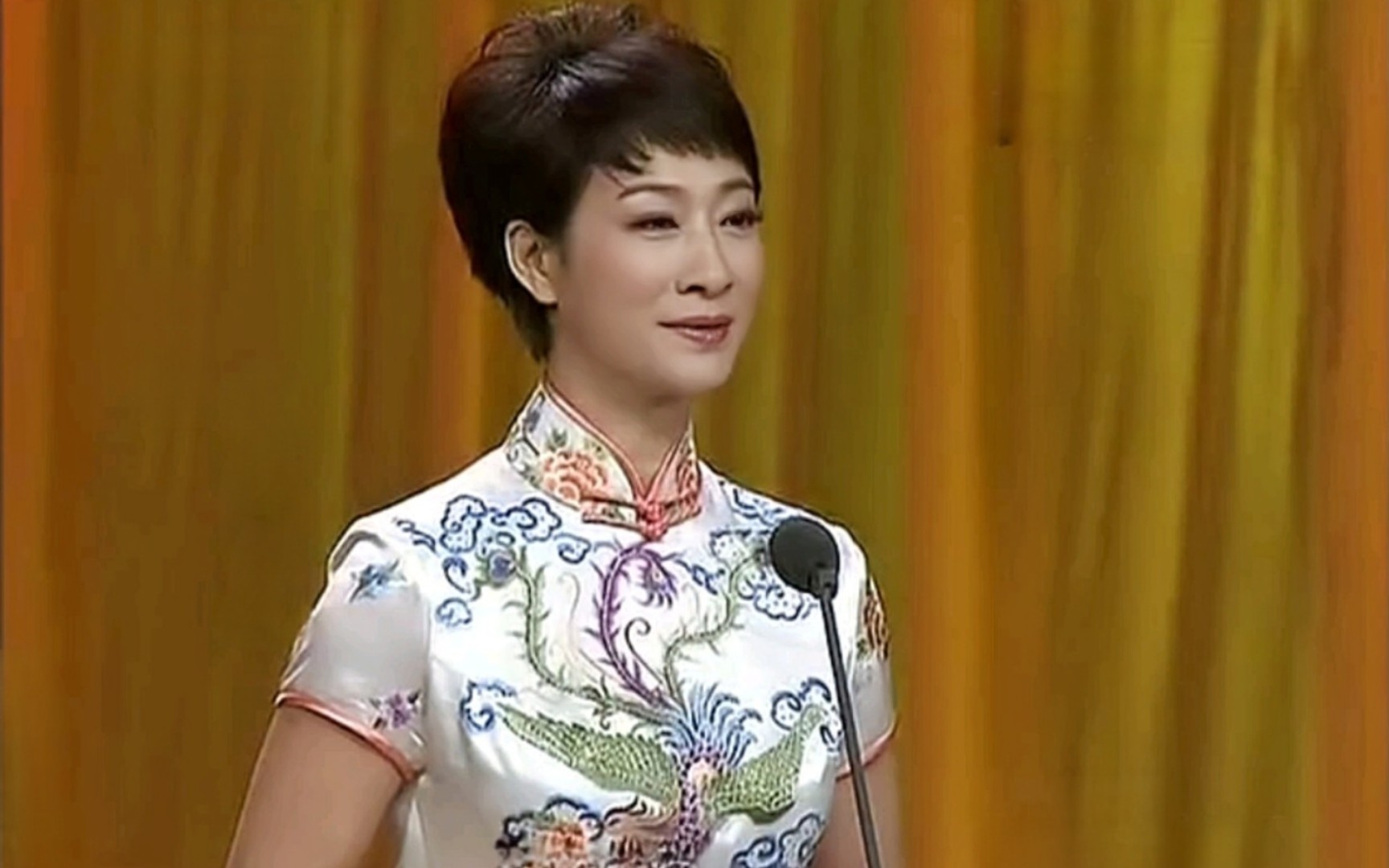 京剧《锁麟囊》春秋亭外风雨暴 李海燕